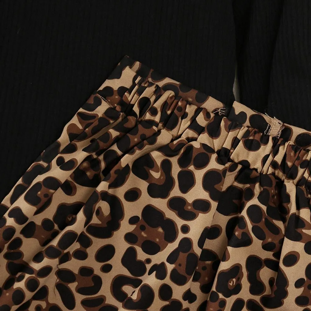Autumn And Winter New Girls Suit Long Sleeve Knitted Jacket Leopard Print Skirt Wholesale
