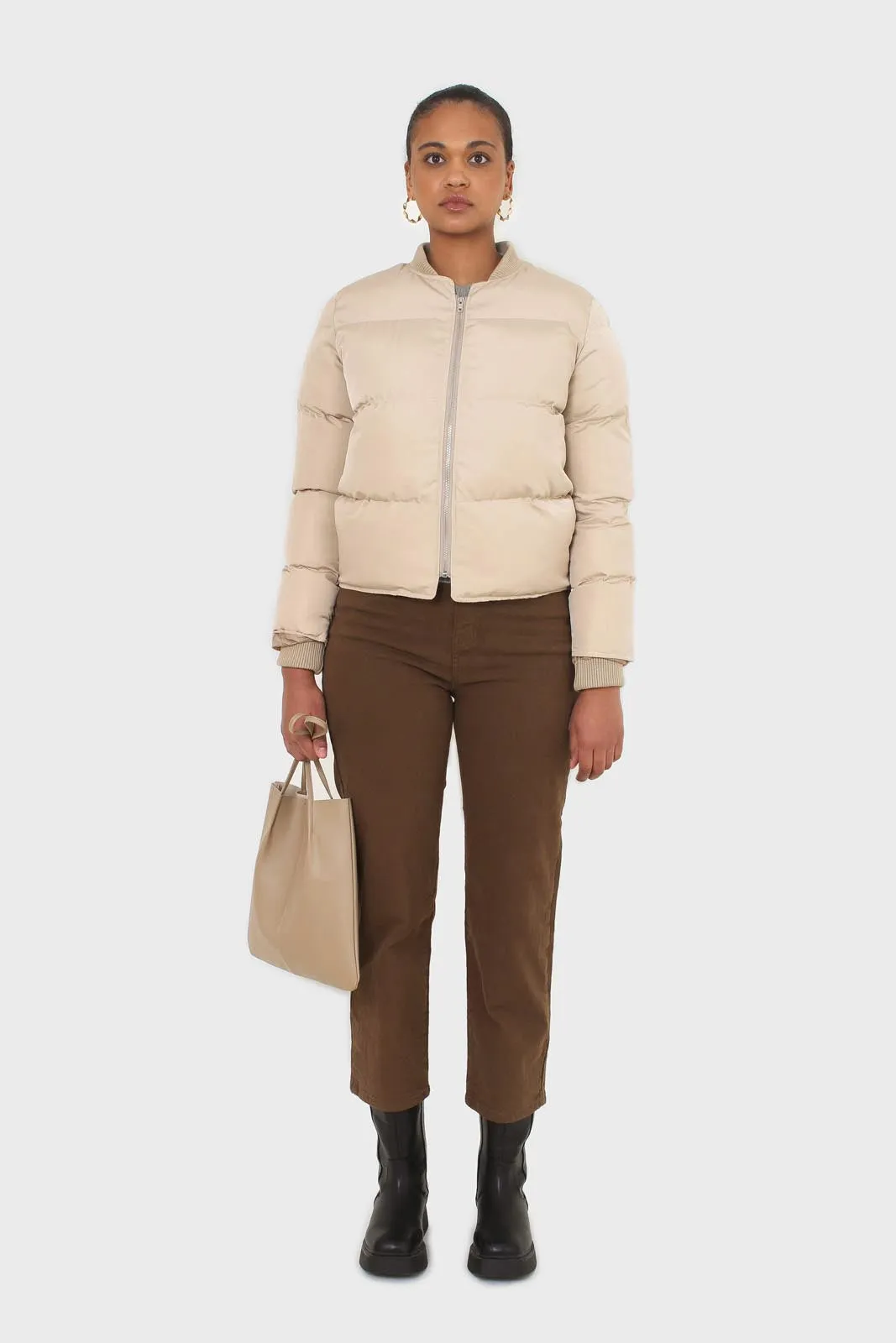 Beige round neck puffer jacket