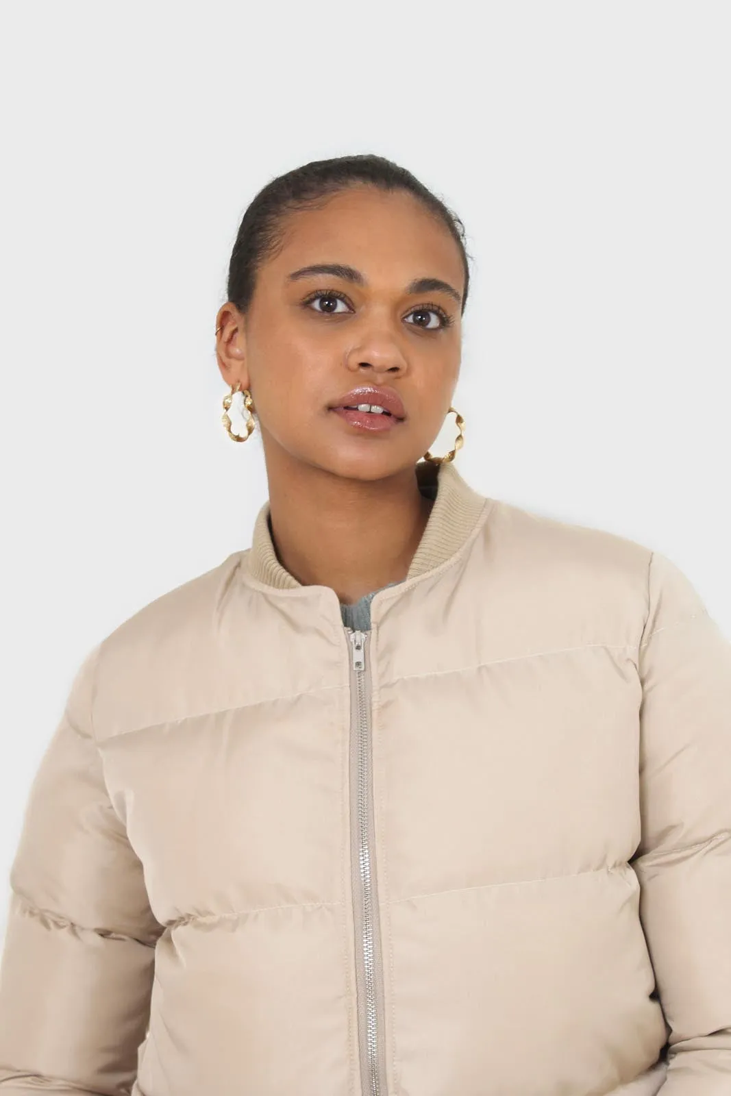 Beige round neck puffer jacket