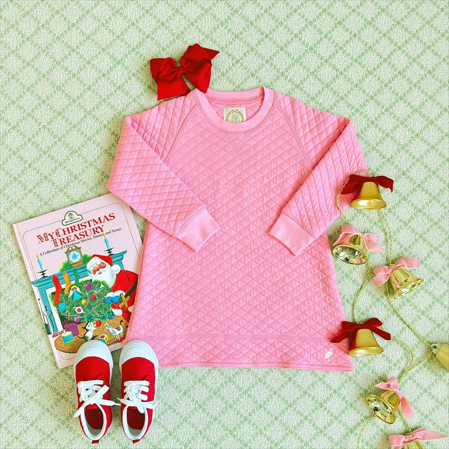 Cassidy Comfy Crewneck Dress (Quilted) - Hamptons Hot Pink
