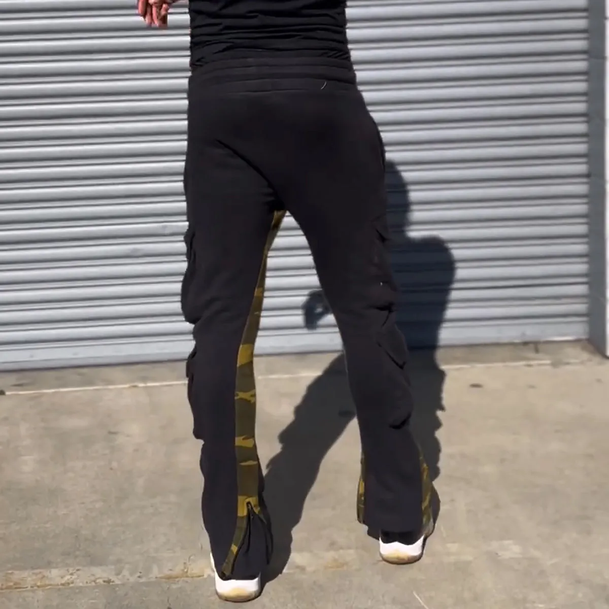 Discreet Leopard Print Drawstring Multi-Pocket Trousers