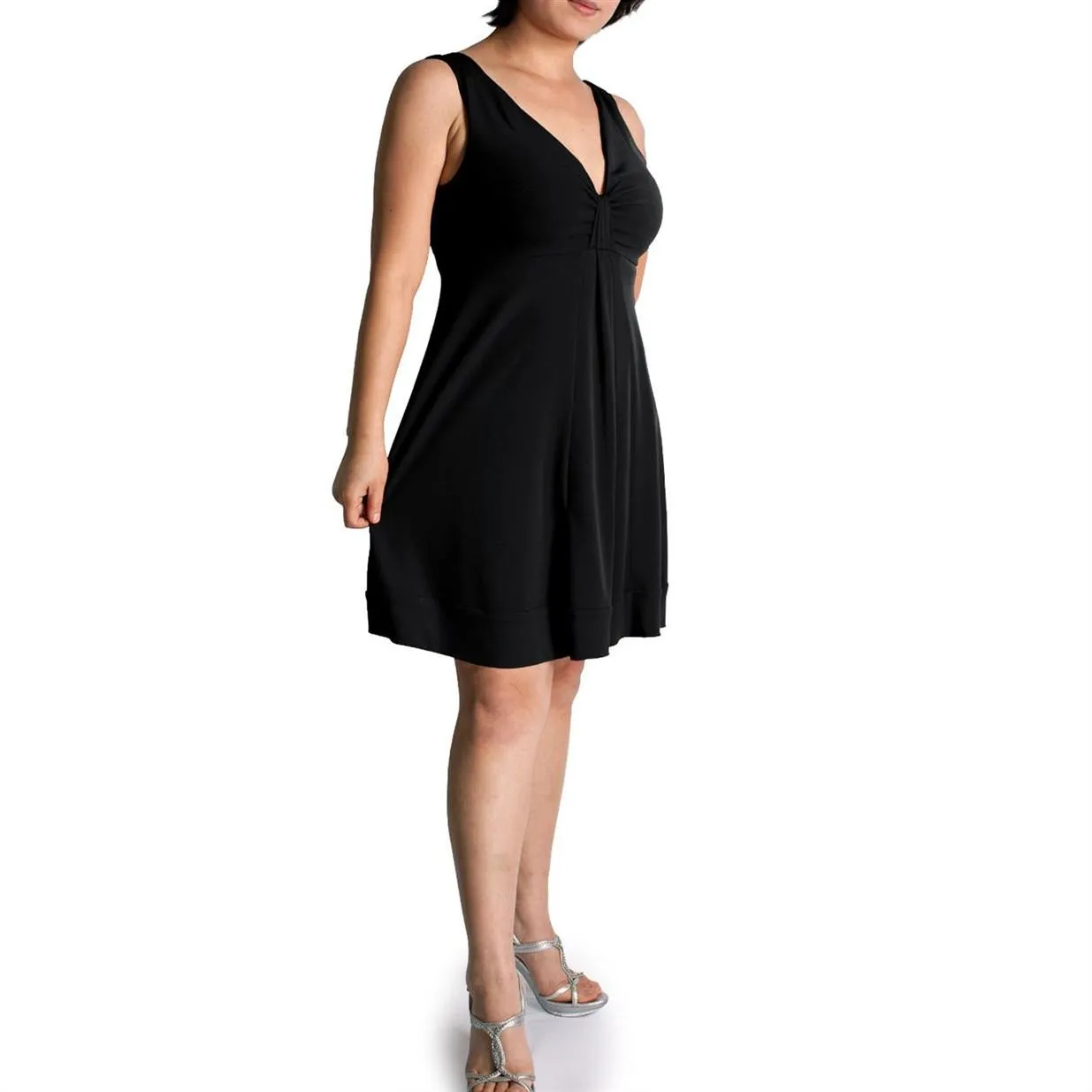 Evanese Women's Plus Size Short Deep v Neck Casual Day Cocktail Mini Dress