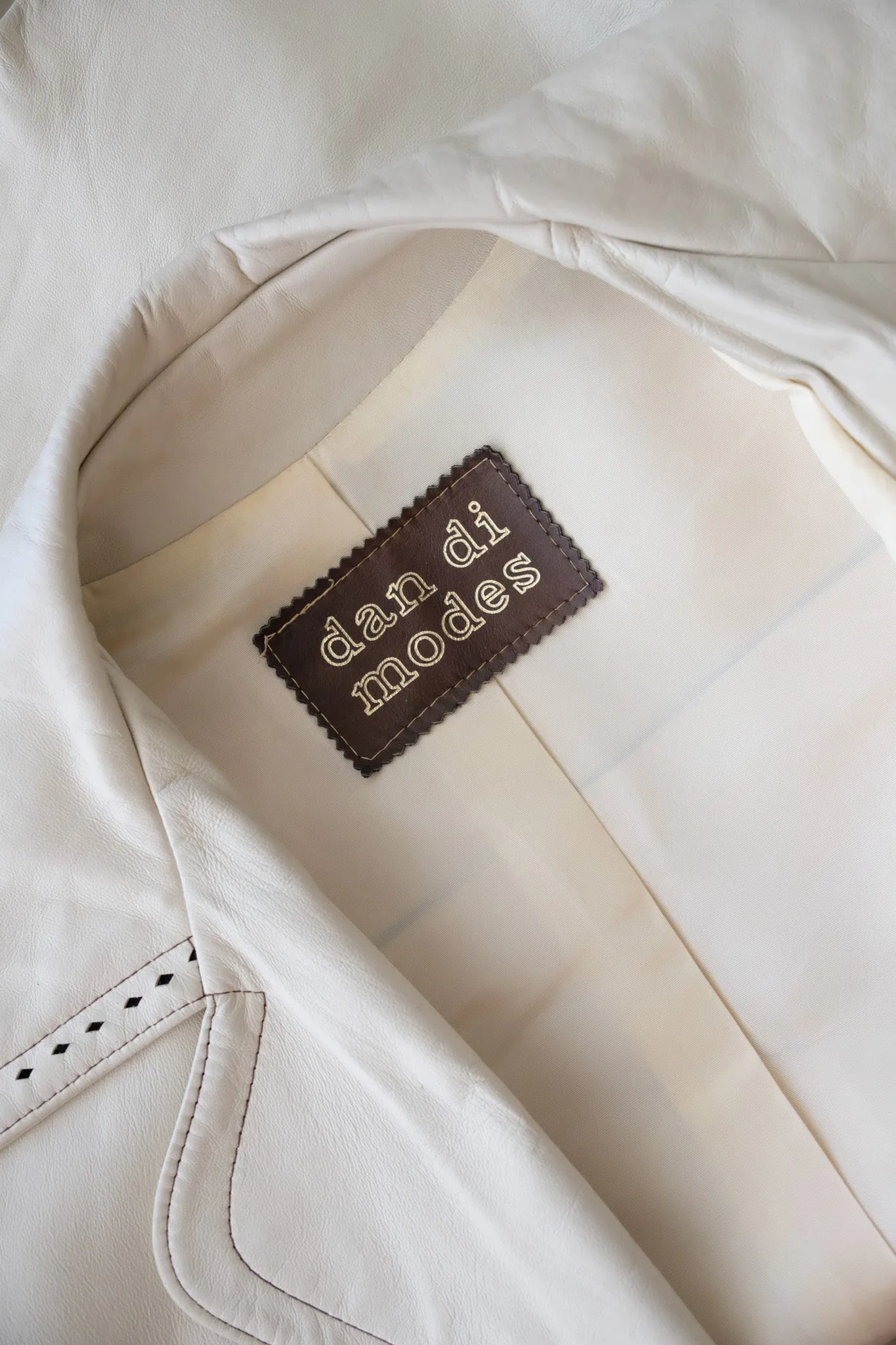 Hot 1970's Eggshell Leather Peacoat / Sz M/L