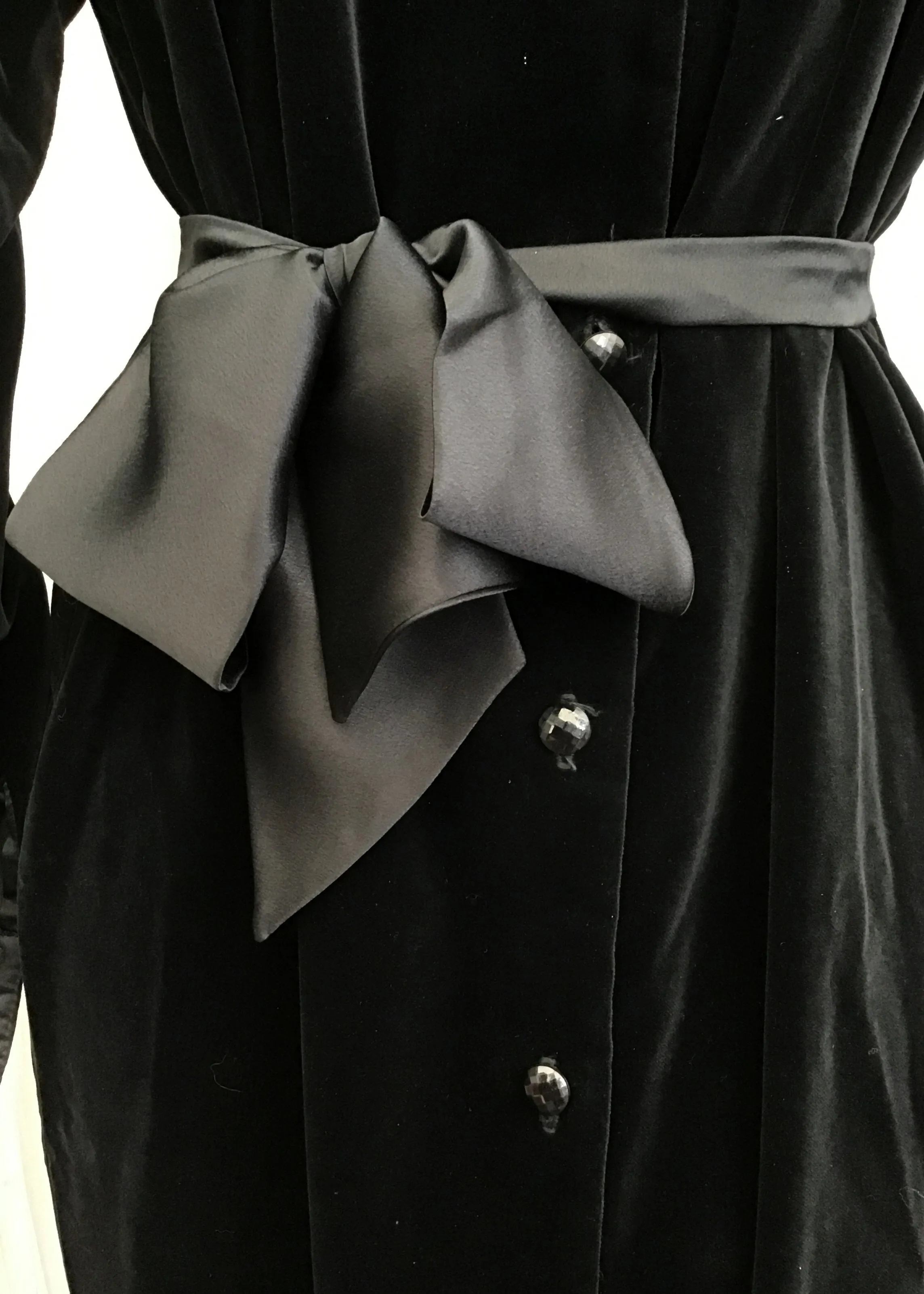 Vintage Black Velvet Cocktail Dress • Country Casuals